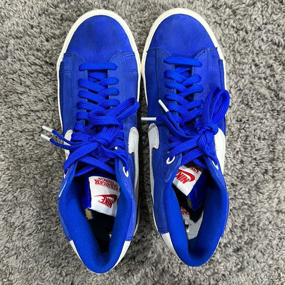 nike stranger things blazer mid blue